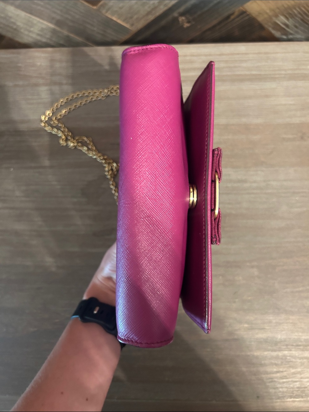 Salvatore Ferragamo Vara Bow Shoulder Bag - Picture 6 of 8
